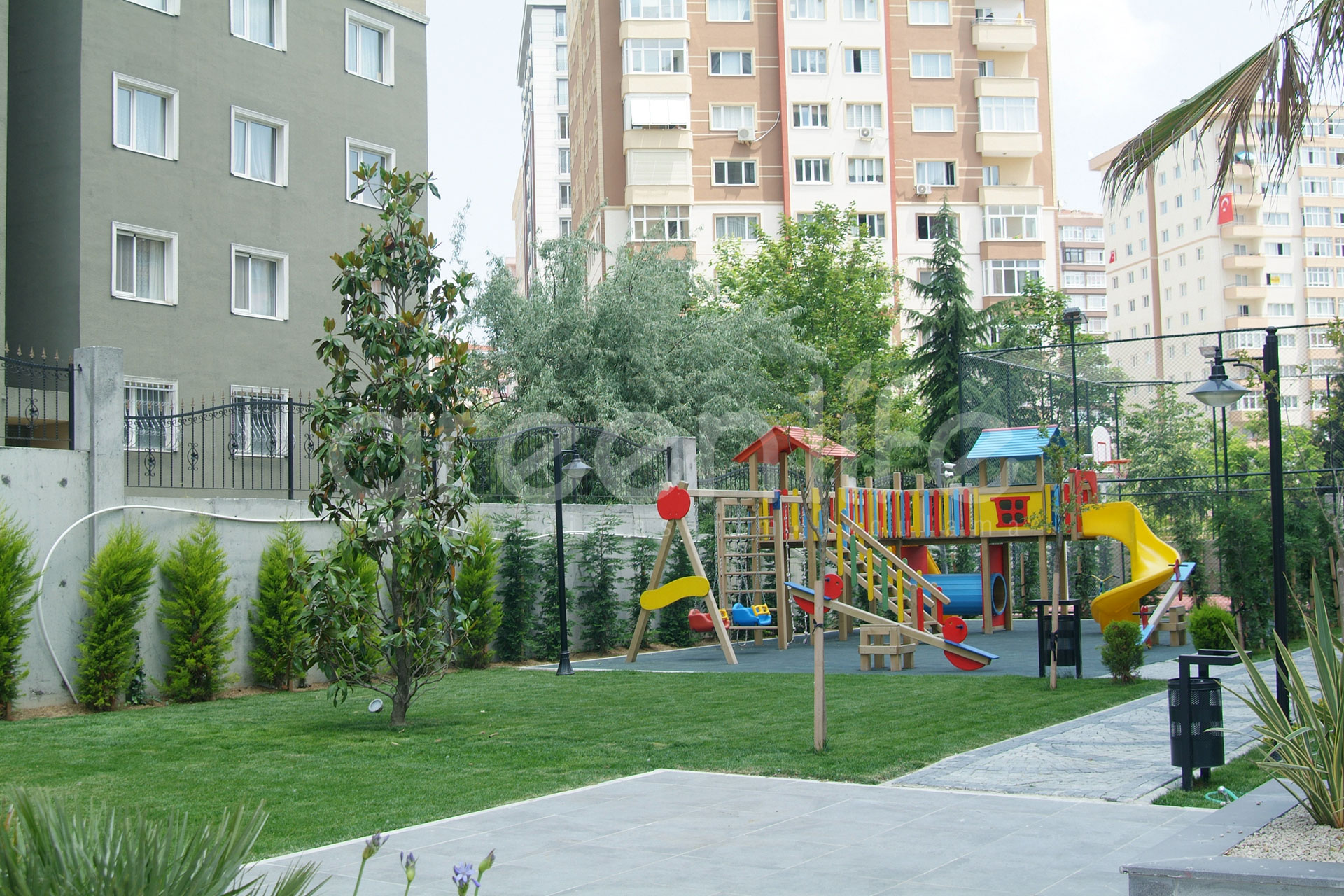 Zemin ve yapısal düzen